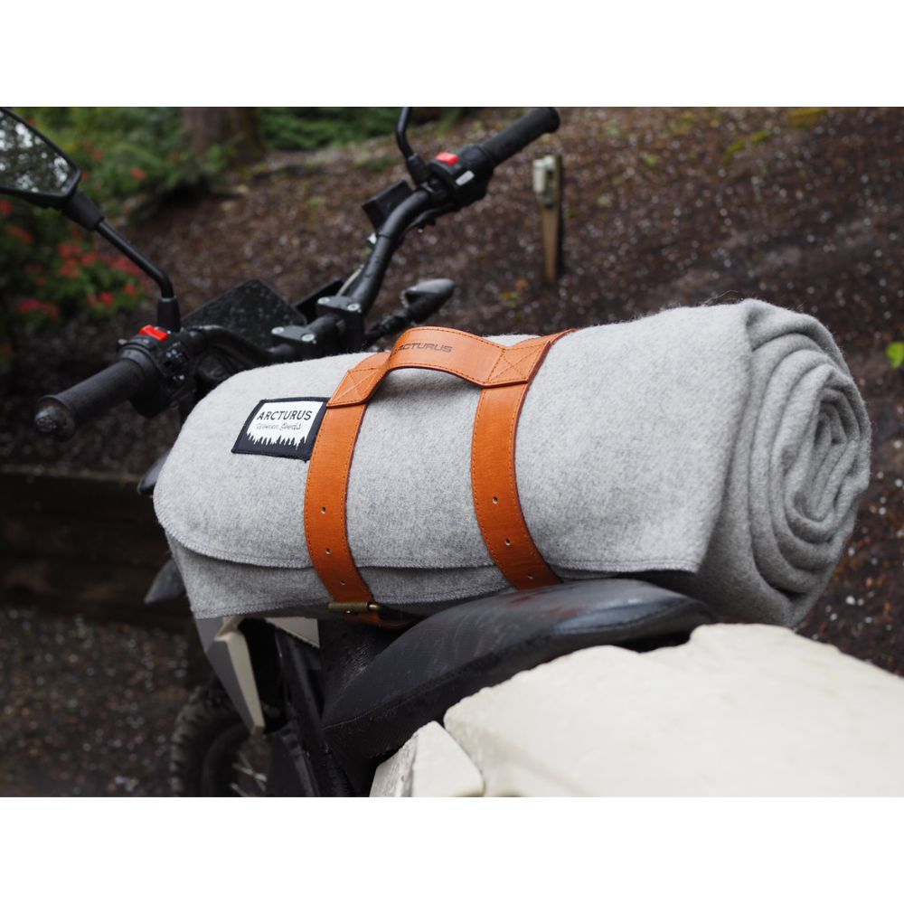 Arcturus Wool Blanket Carry Straps