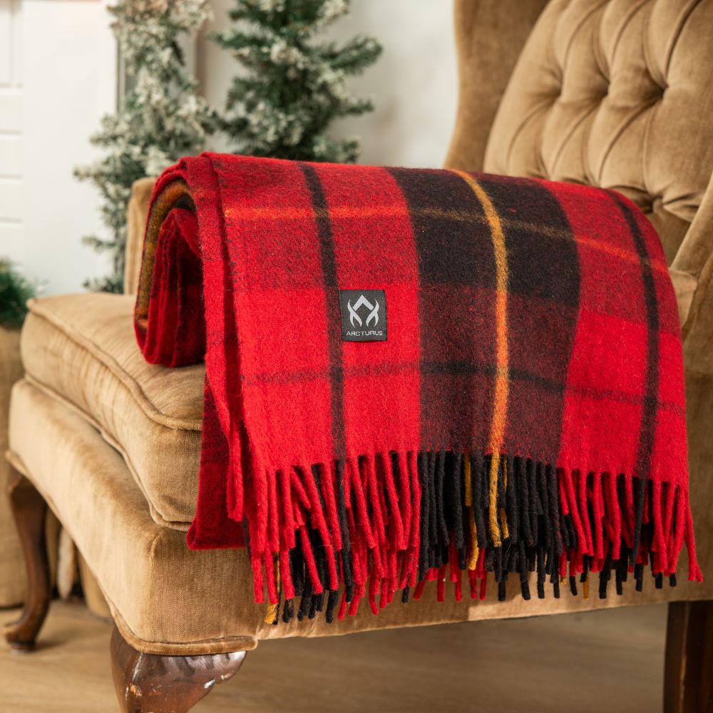 [NEW] Arcturus Clan Wallace Plaid Wool Throw