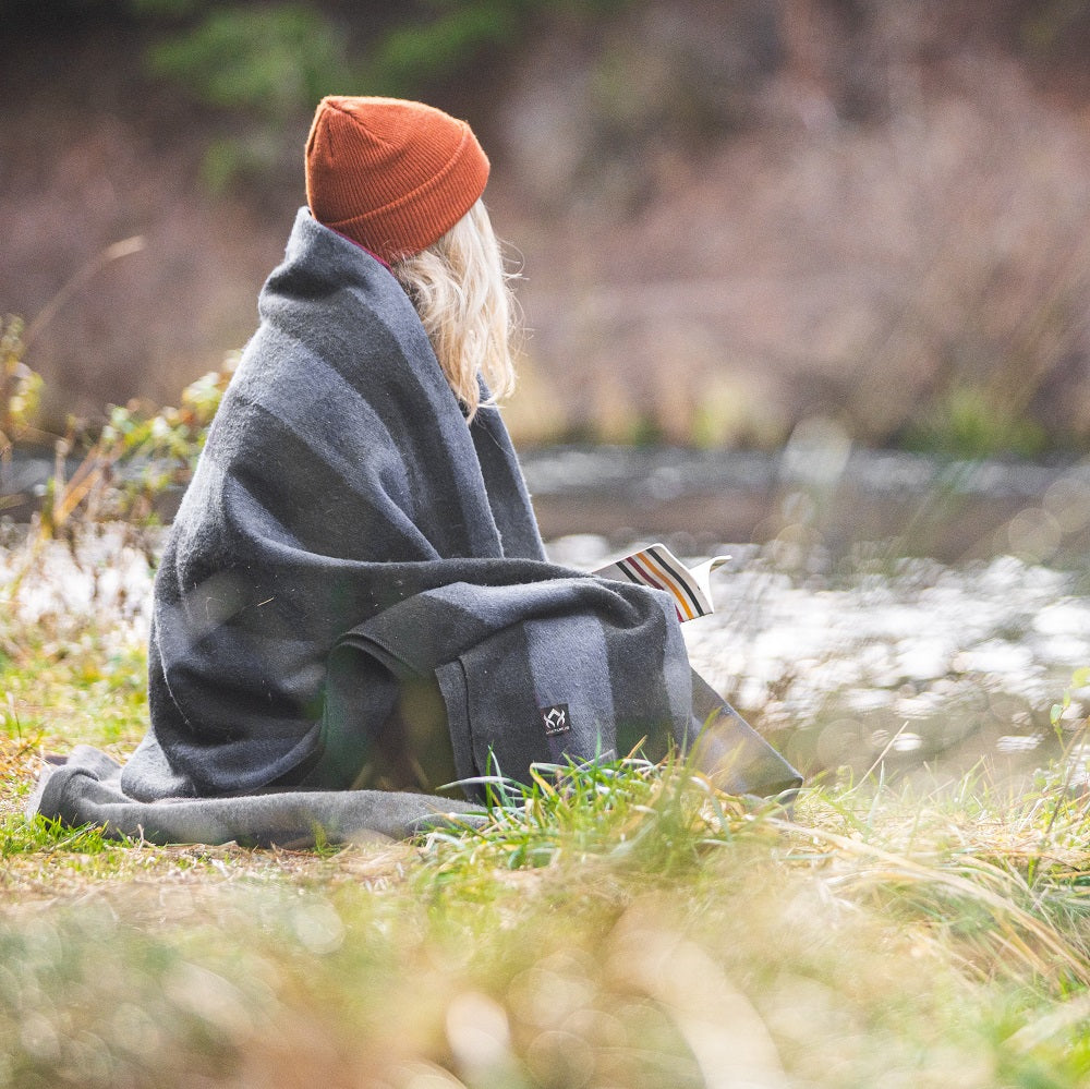 Arcturus Backwoods Wool Blanket - Gray Buffalo Plaid