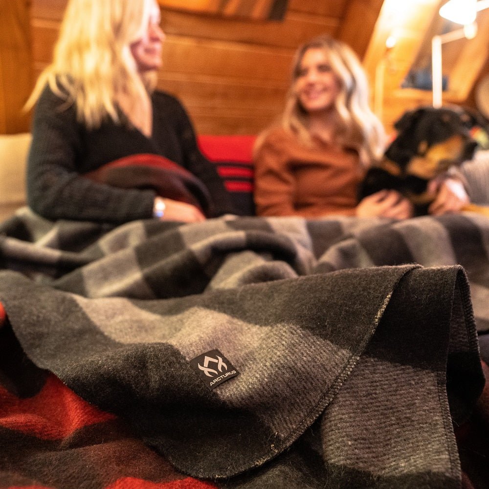 [CLEARANCE] Arcturus Backwoods Wool Blanket - Gray Buffalo Plaid