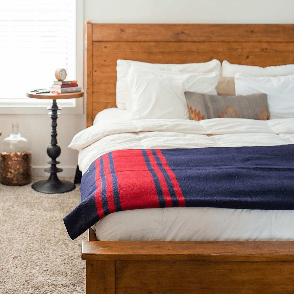 [CLEARANCE] Arcturus Rainier Wool Blanket - Lava Canyon